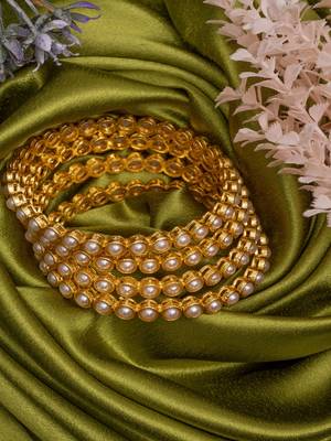 Set of 4 Gold-Plated Pearl Bangles 3
