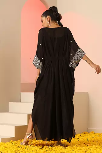 Black kaftaan/gown