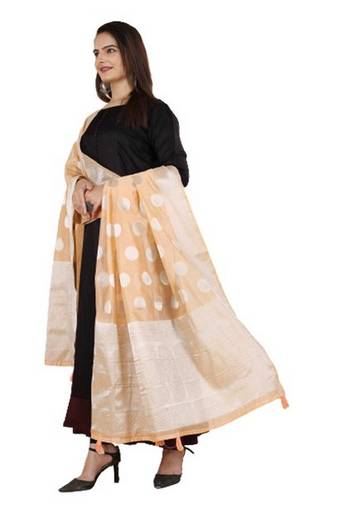 DesiButik Silk Dupatta with Zari Work 36*102 inches