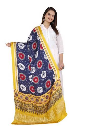 DesiButik Silk Dupatta with Zari Work 36*102 inches