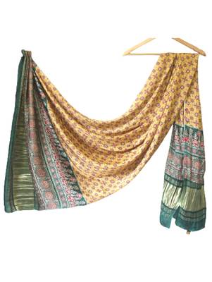 DesiButik Silk Dupatta with Zari Work 36*102 inches 5