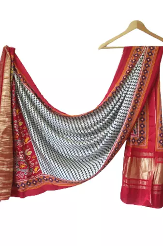 DesiButik Silk Dupatta with Zari Work 36*102 inches