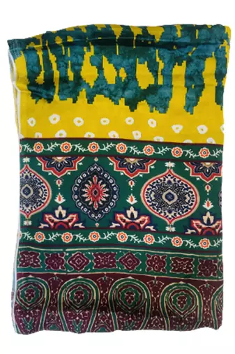 DesiButik Silk Dupatta with Zari Work 36*102 inches