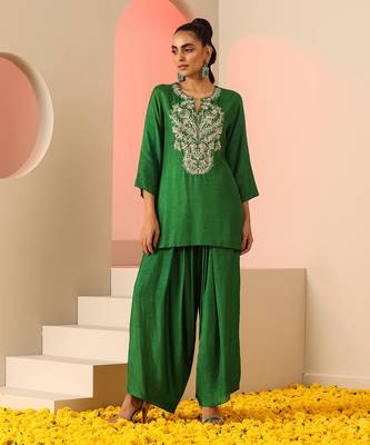 Green  kurta set 1