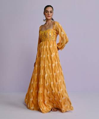 Yellow gown 1