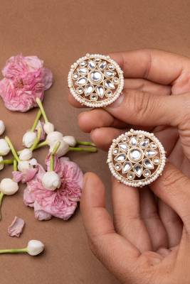 Kundan Studs With Gold Plating 1