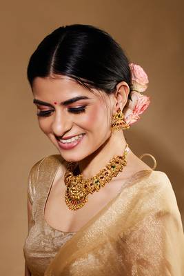 Gold Plated Lakshmi Temple Jewellery Set For Women With Jhumka 2