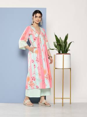 Elegantly Beautiful Pink Colour Floral Printed Beautiful Partywear Kurti Bottom Set 1