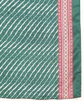 Women's Green Printed Cotton Kurti With Foil Printed Dupatta Set 4