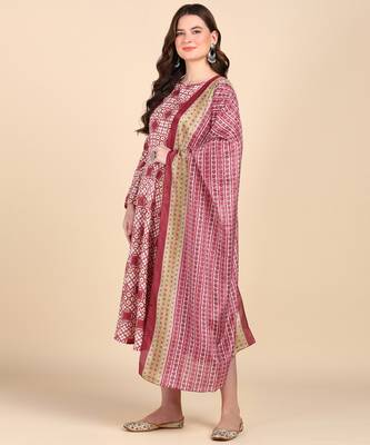 Women's Peach Printed Cotton Kurti With Foil Printed Dupatta Set 3