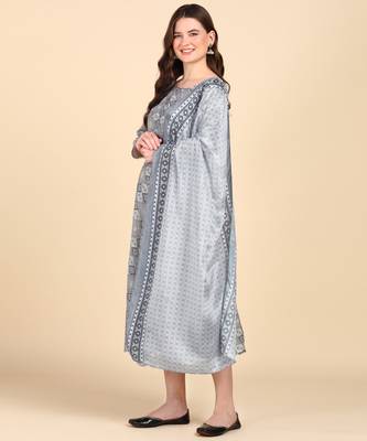 Women's Grey Printed Cotton Kurti With Foil Printed Dupatta Set 3