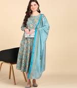 Women's Multicolor Printed Cotton Kurti With Foil Printed Dupatta Set