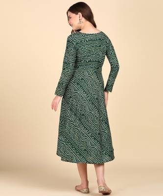 Green Printed Cotton Round Kurta 2