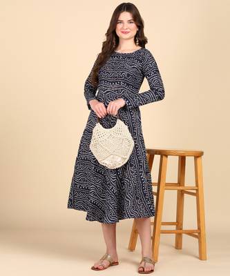 Navy Blue Printed Cotton Round Kurta 3