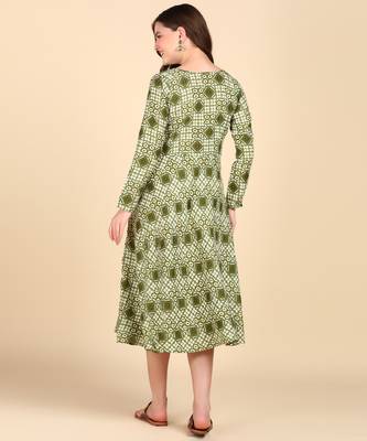 Green Printed Cotton Round Kurta 2