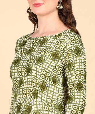 Green Printed Cotton Round Kurta 4