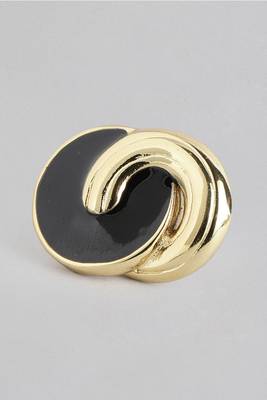 Estele Gold Plated Inter Connected Circle Designer Stud Earrings for Girls and Women 3