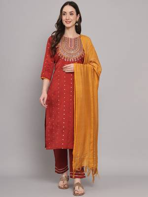   women kurta and trousers pant set silk blend 1