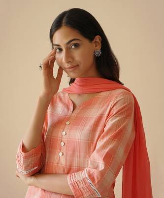 Peach straight kurta set 4