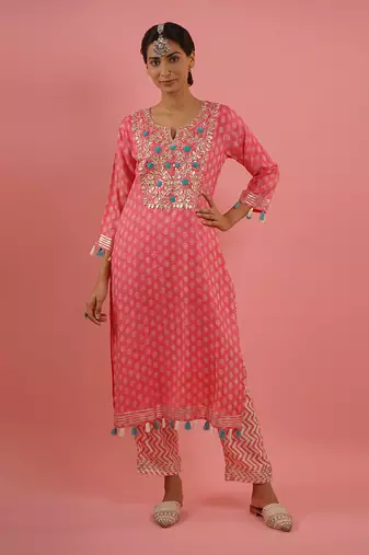 Mahruk pink printed gota work kurta set