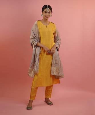 Mahruk yellow and grey silk kurta set 1