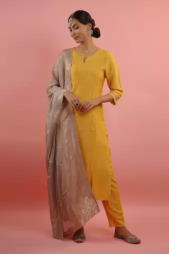 Mahruk yellow and grey silk kurta set
