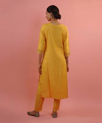 Mahruk yellow and grey silk kurta set 4