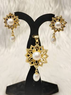Mannat raj pearls & jewellers natural fresh water pearls hyderabadi pearls charming and designer pendant set 2