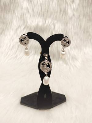 Mannat raj pearls & jewellers natural fresh water pearls hyderabadi pearls elegant designer pendant set 1