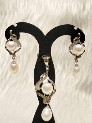 Mannat raj pearls & jewellers natural fresh water pearls hyderabadi pearls beautiful designer pendant set 2