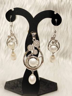 Mannat raj pearls & jewellers natural fresh water pearls hyderabadi pearls exclusive designer pendant set 2