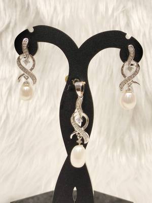 Mannat raj pearls & jewellers natural fresh water pearls hyderabadi pearls daily wear designer pendant set 2