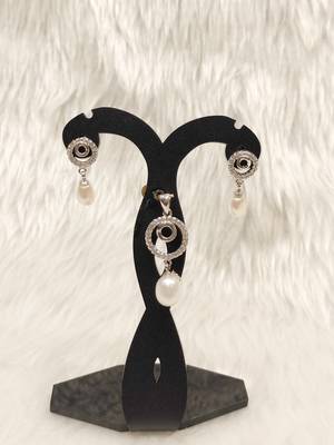 Mannat raj pearls & jewellers natural fresh water pearls hyderabadi pearls charming and designer pendant set 1