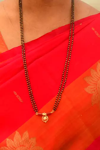 Black mangalsutra
