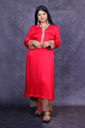 Red gajji silk embroidered kurta set