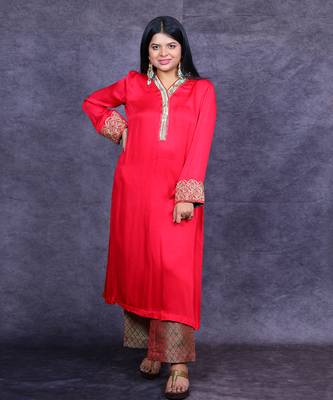Red gajji silk embroidered kurta set 3