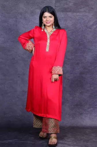Red gajji silk embroidered kurta set