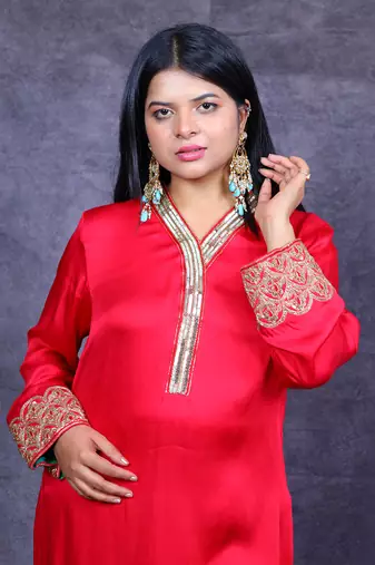 Red gajji silk embroidered kurta set