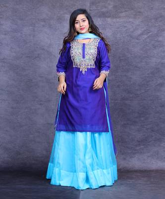 Blue embroidered chanderi kurta set 1