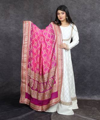 Ivory banarasi anarkali set with pink bandhani dupatta 1