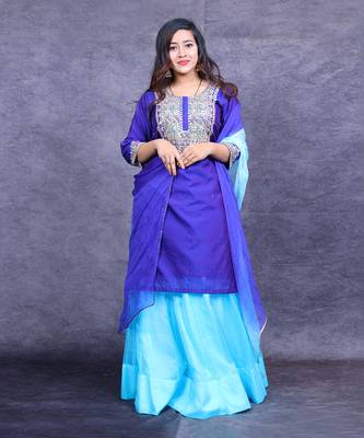 Blue embroidered chanderi kurta set 3