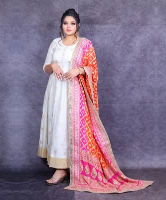 Ivory banarasi anarkali set with ombre bandhani dupatta 1