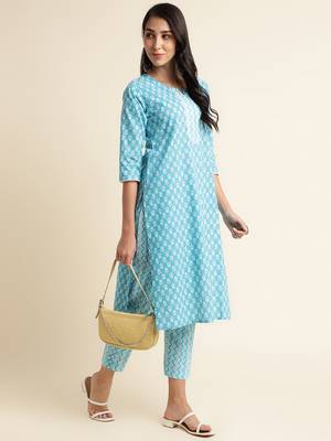 Fabclub cotton floral printed straight women kurta set (blue) 1