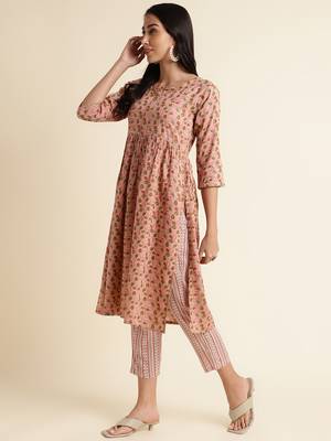 Fabclub rayon gold foil printed flared women designer kurta set (peach) 3