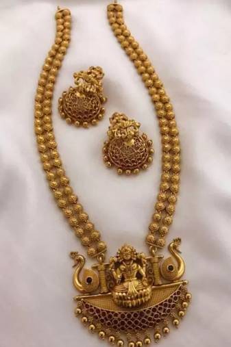 ALYESHA JEWELLERY SET FOR WOMEN GOLD PLATED TRADITIONAL JEWELRY SET ANTIQUE NECKLACE SET WITH EARRINGS FOR WOMEN	
