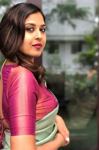  Pista Color Silk Blend Blend Sarees With Blouse