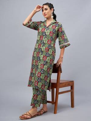 Winered woman green oversized floral print sleeve lace co-ord set 2