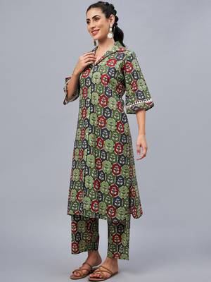 Winered woman green oversized floral print sleeve lace co-ord set 3