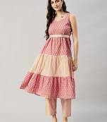 Winered woman pink and white tiered kurta set