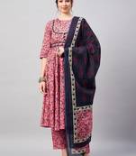 Winered woman pink floral flared kurta dupatta set